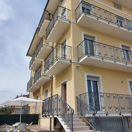 Cupramare Apartman *